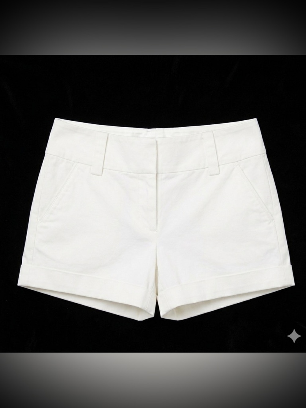 Alice + Olivia White Cuffed Tailored‎ Shorts Medium Old Money Quiet Luxury Prep